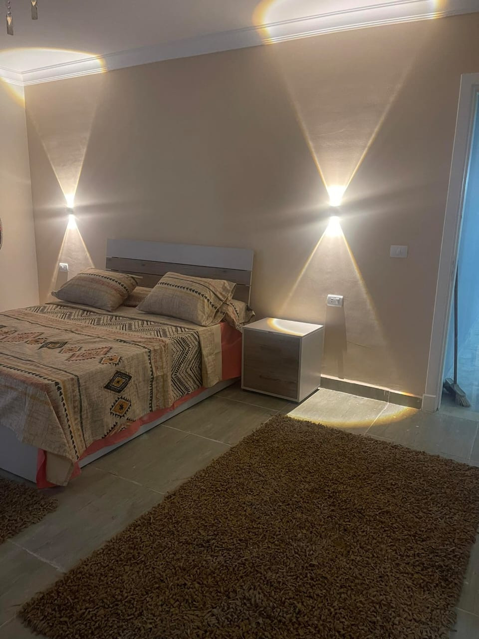 Renzo -   Property 777