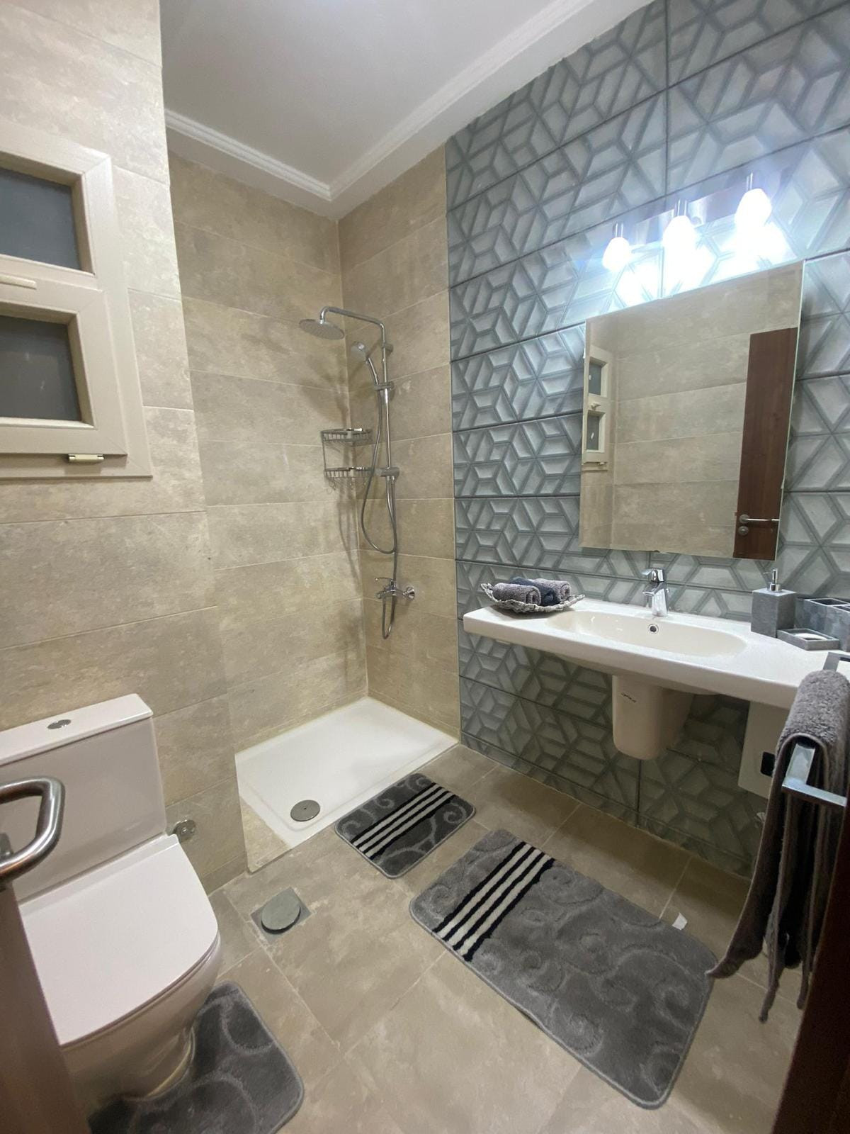 Renzo -   Property 778