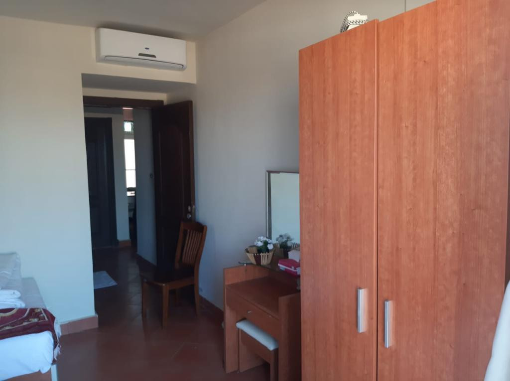 Renzo -   Property 122