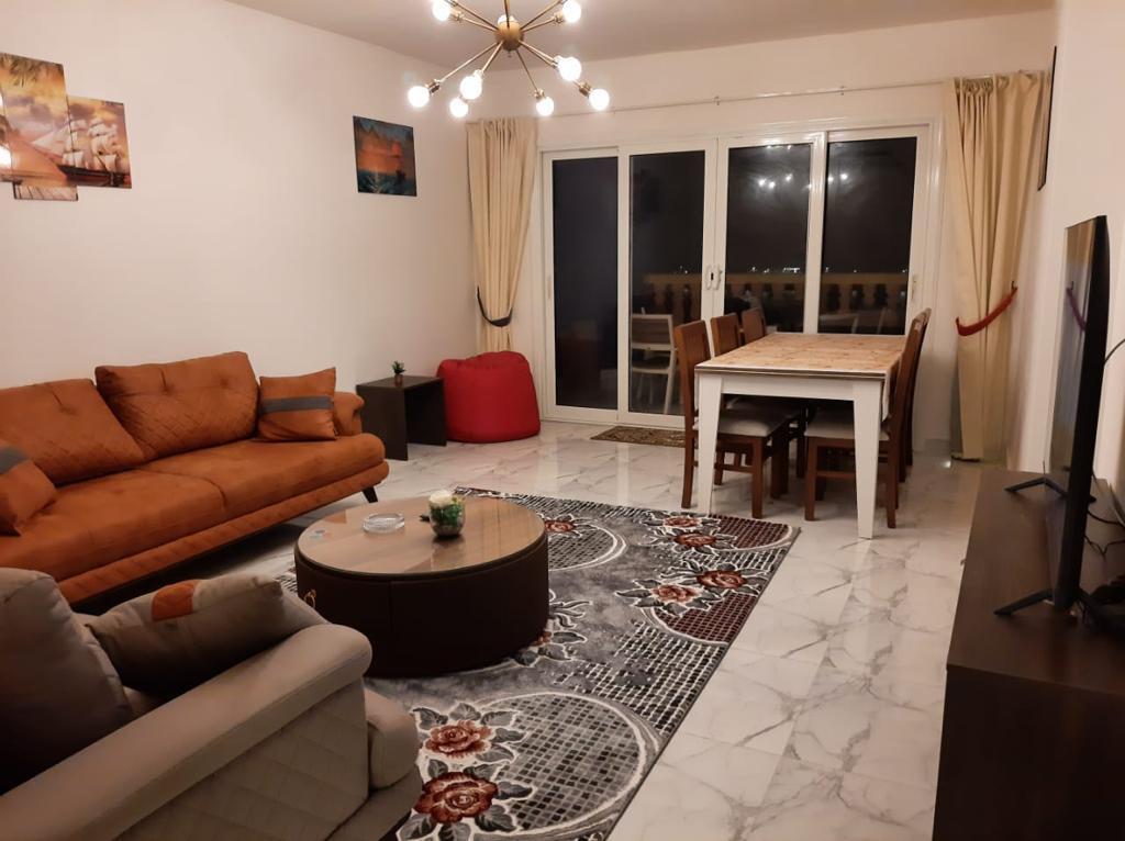 Renzo -   Property 794