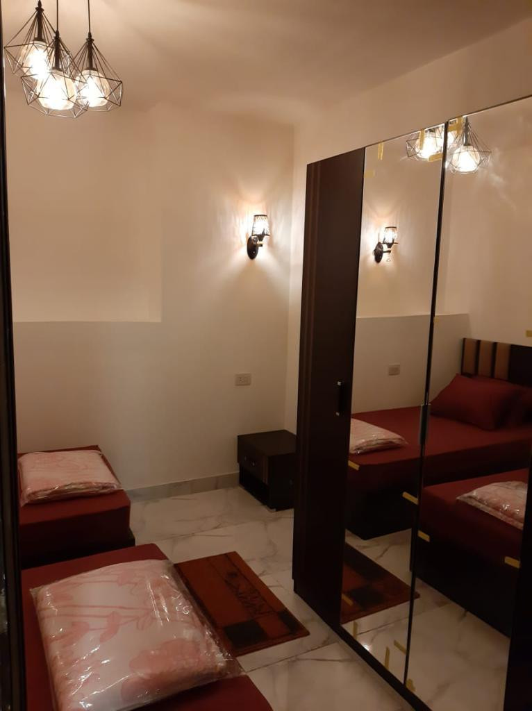 Renzo -   Property 794