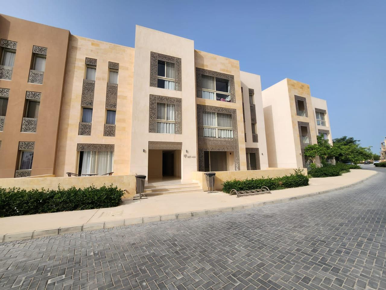 Renzo -   Property 845