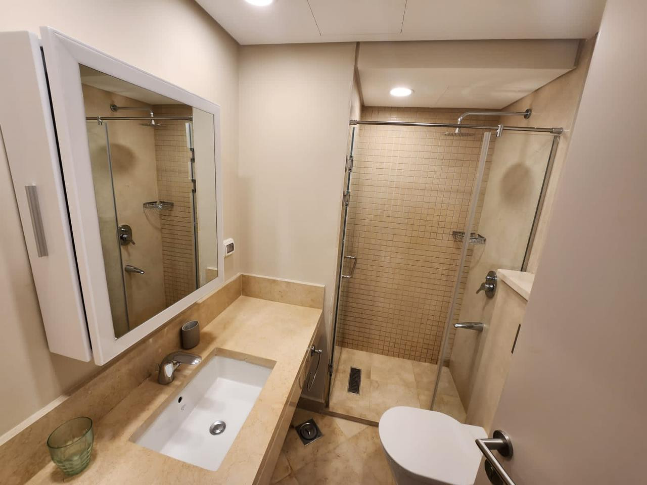 Renzo -   Property 845