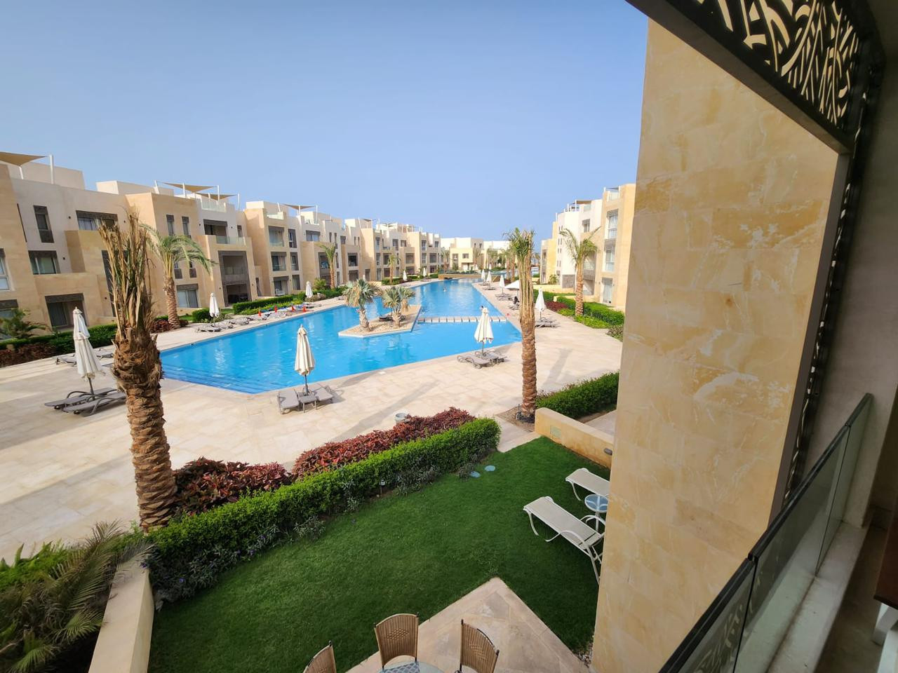 Renzo -   Property 845