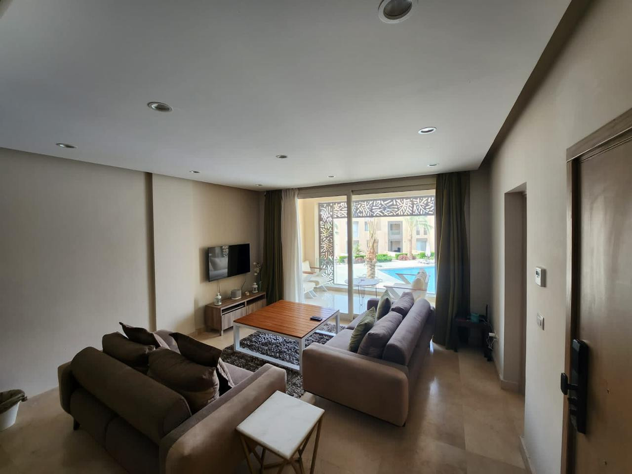 Renzo -   Property 845