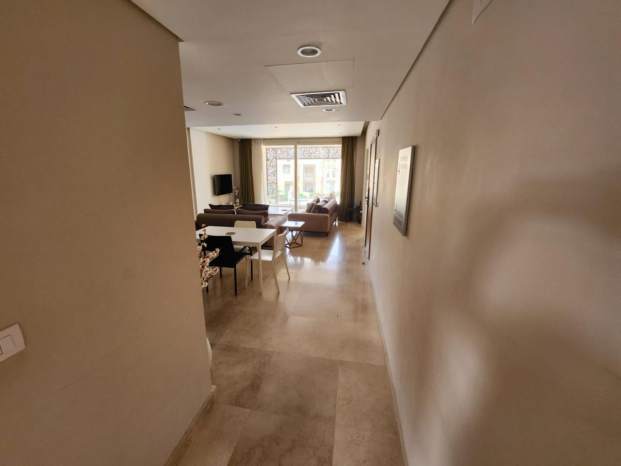 Renzo -   Property 845