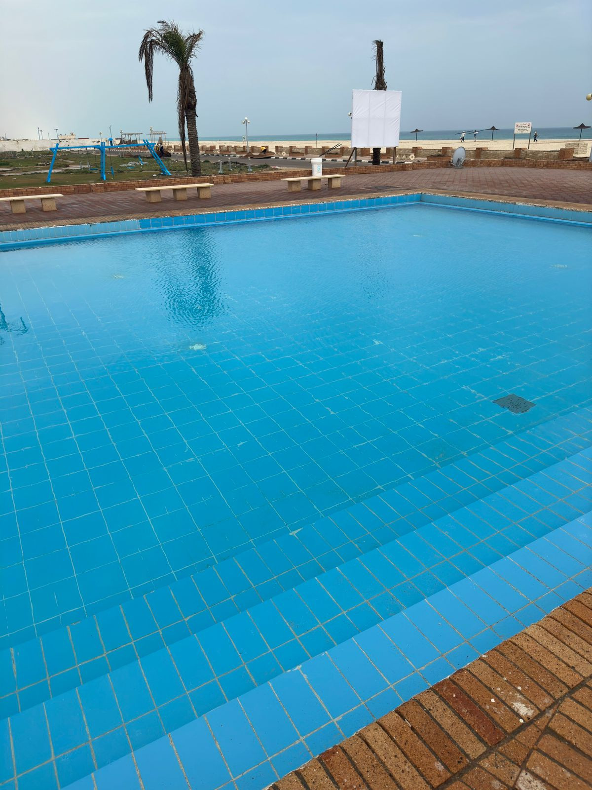 Renzo -   Property 825