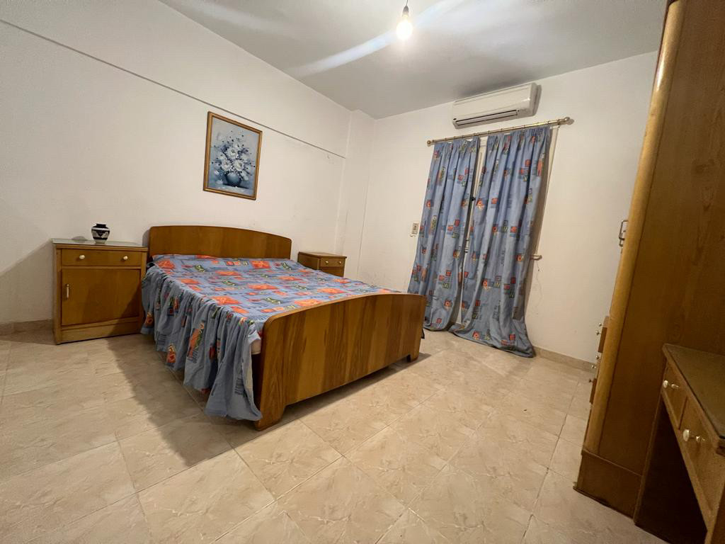 Renzo -   Property 919