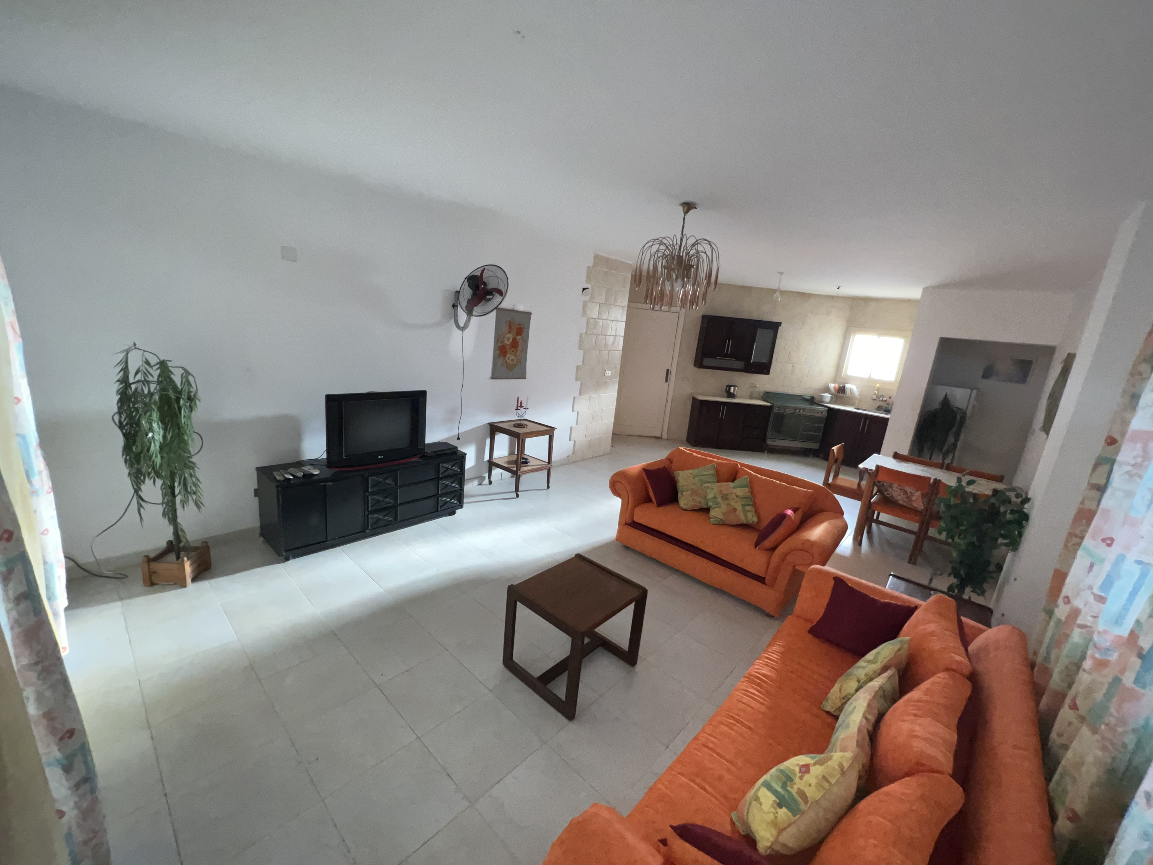 Renzo -   Property 919