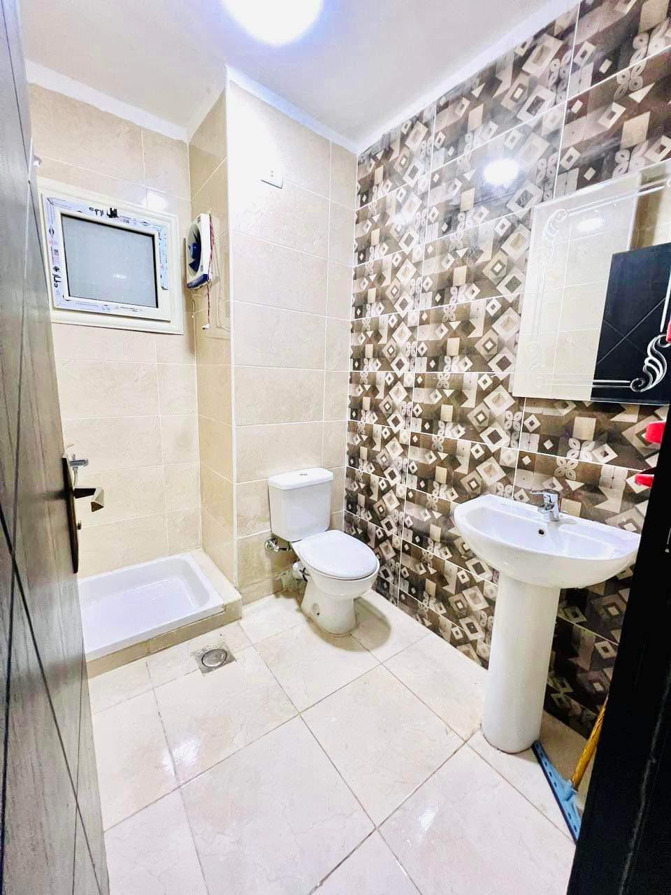 Renzo -   Property 924