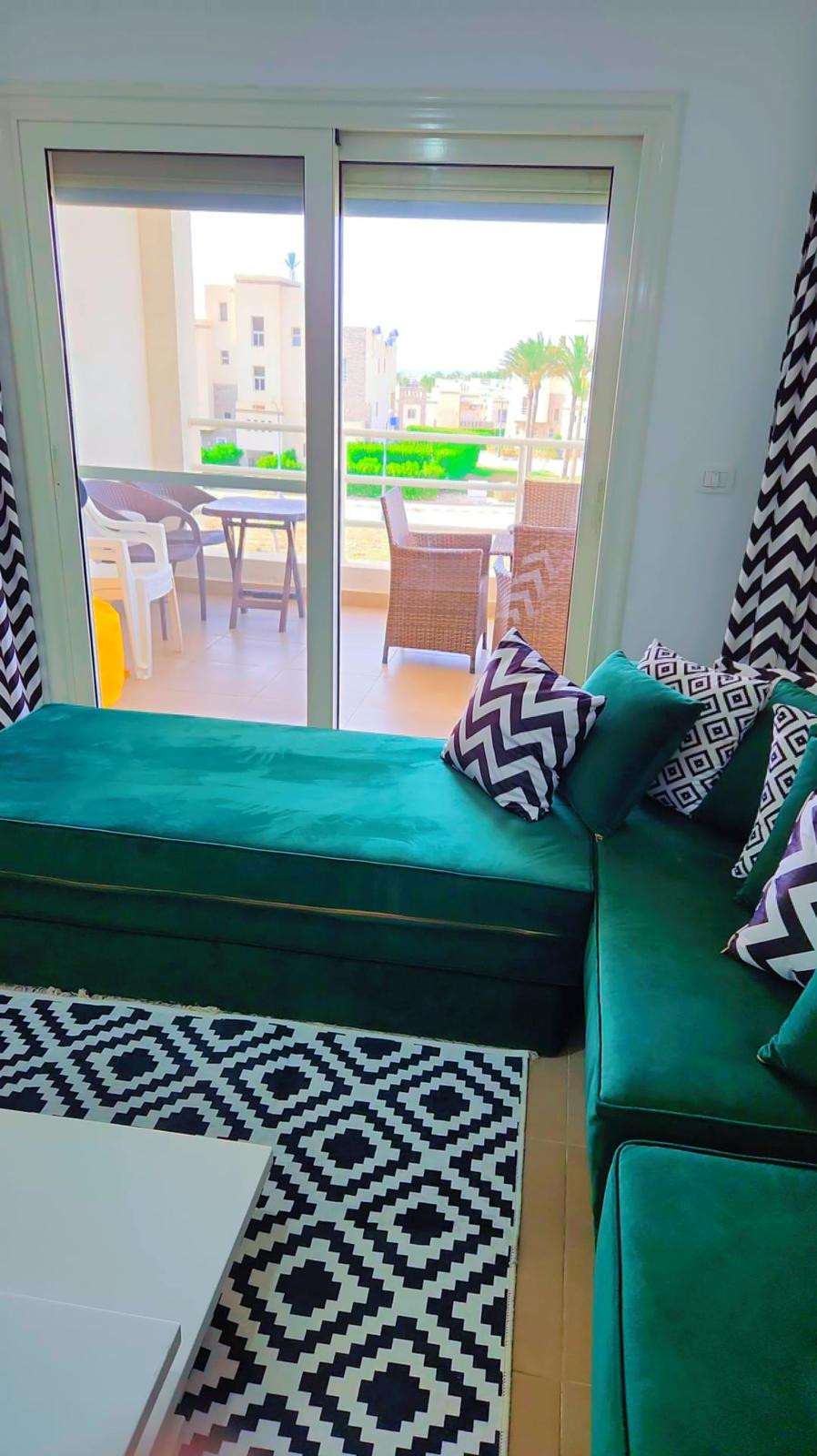 Renzo -   Property 938