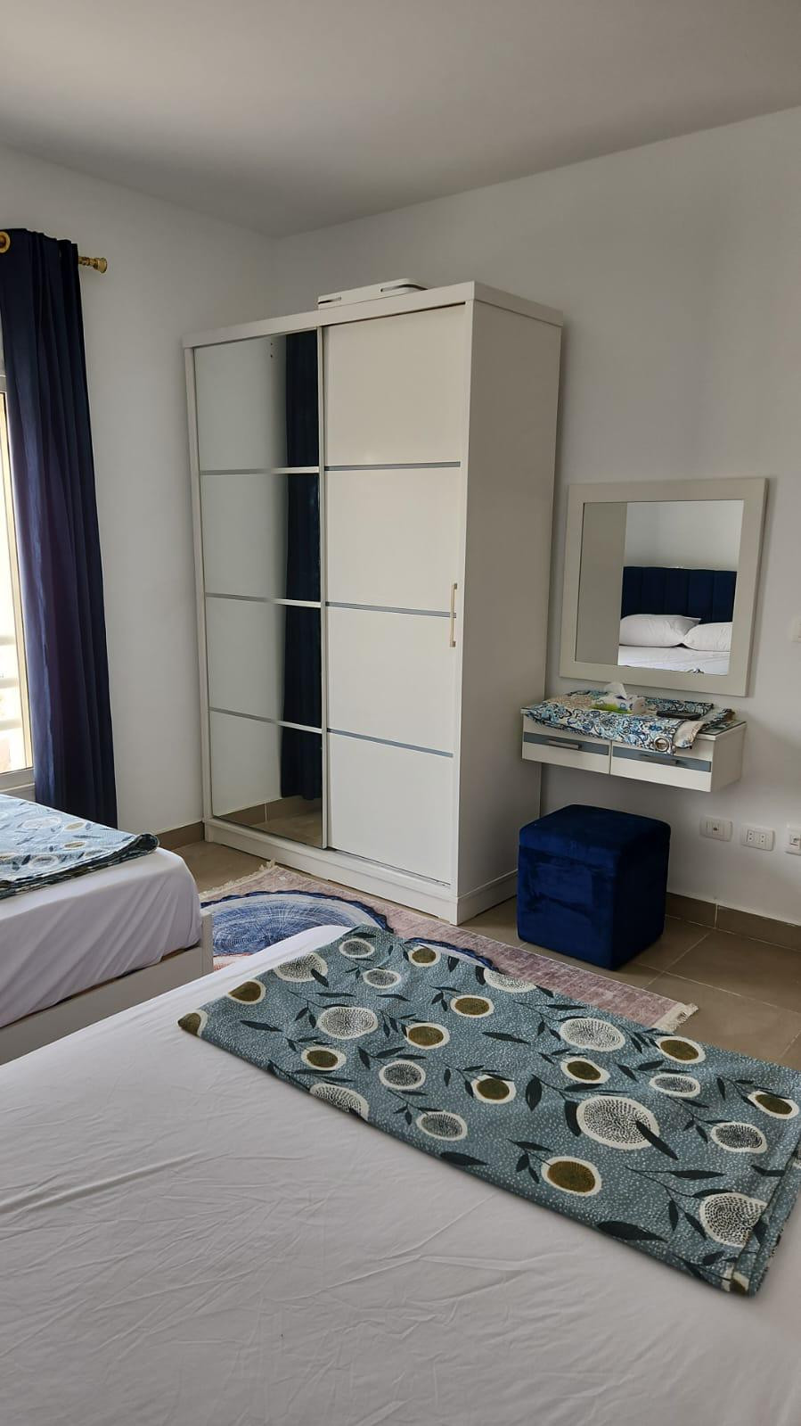 Renzo -   Property 938