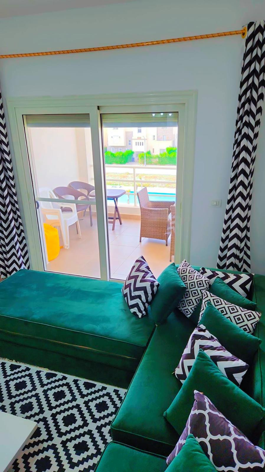 Renzo -   Property 938