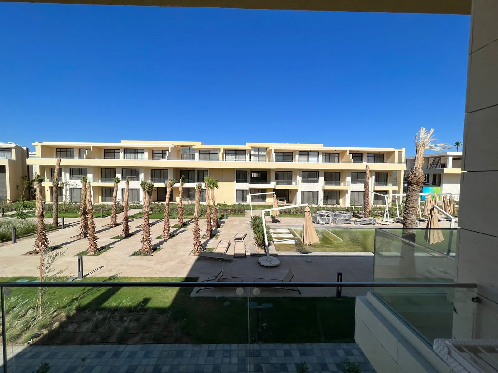 Renzo -   Property 973