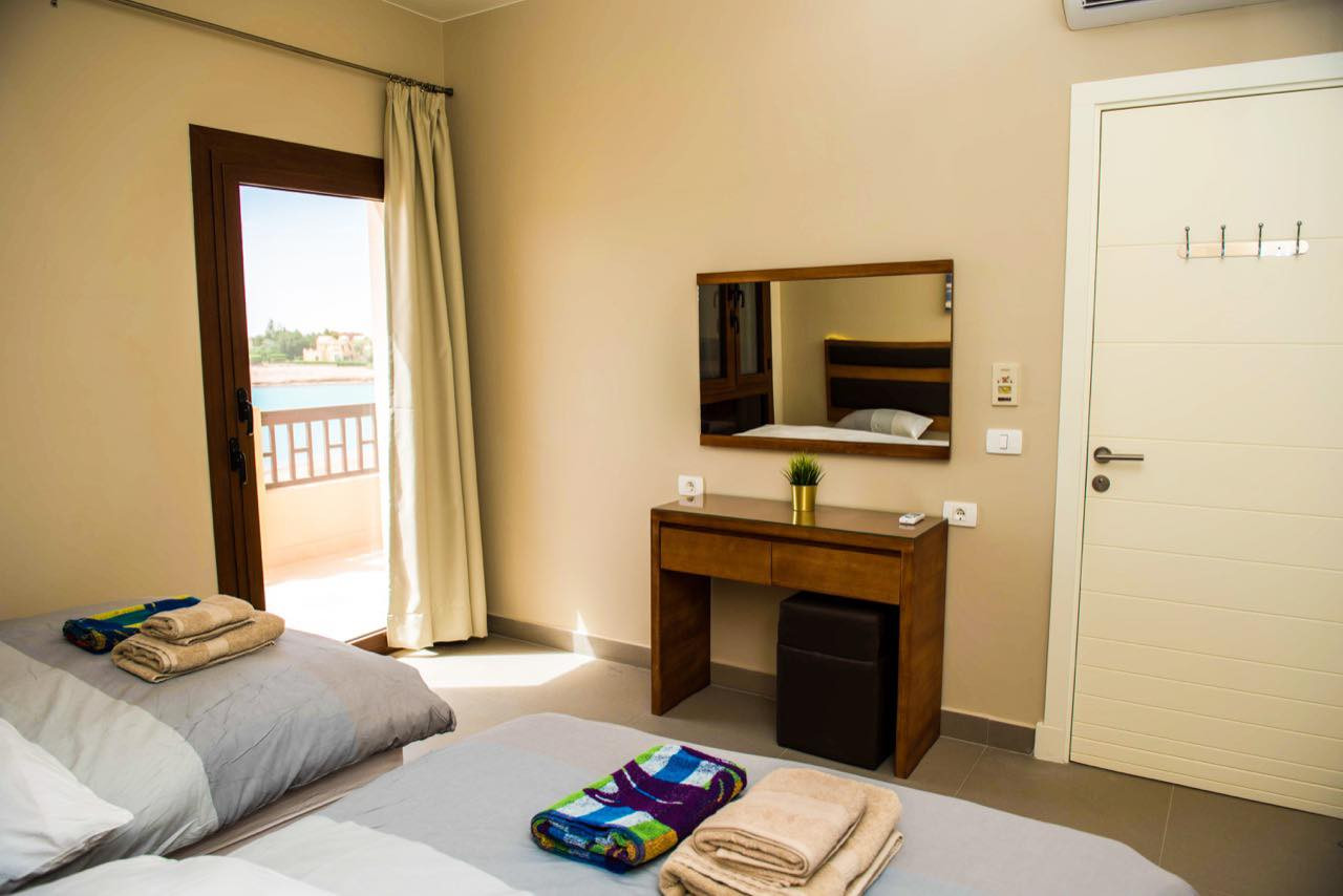 Renzo -   Property 974