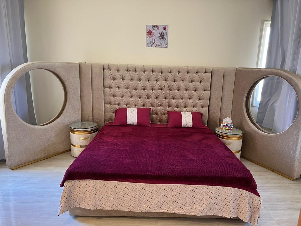 Renzo -   Property 982