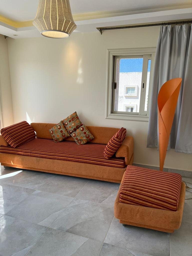 Renzo -   Property 982