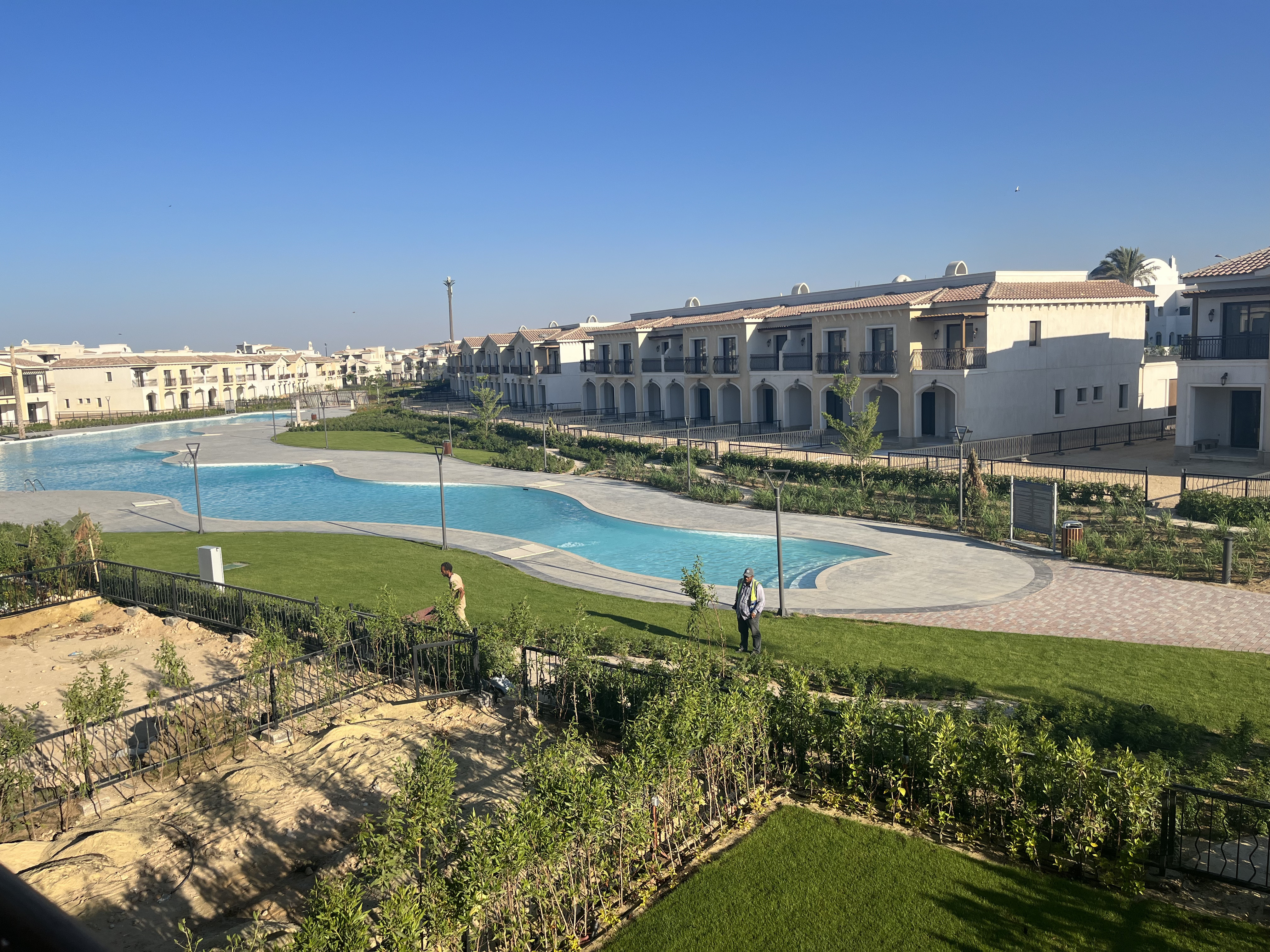 Renzo -   Property 810