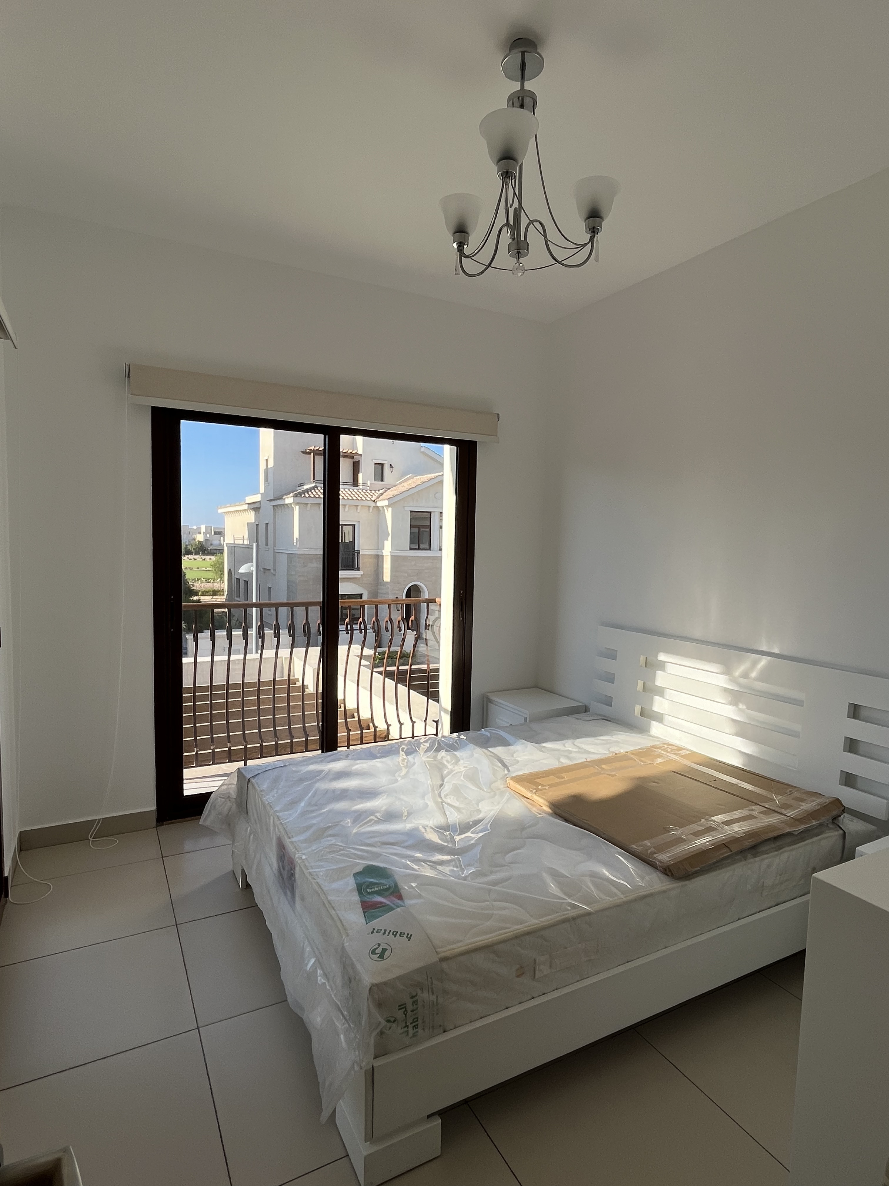 Renzo -   Property 810