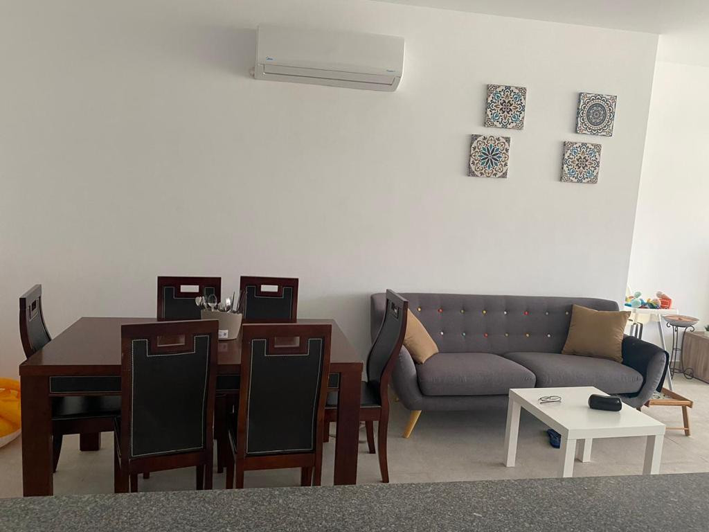 Renzo -   Property 523