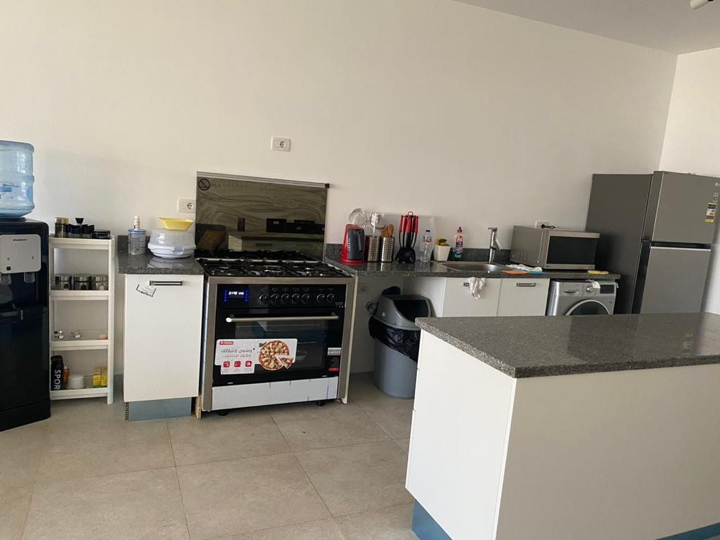 Renzo -   Property 523