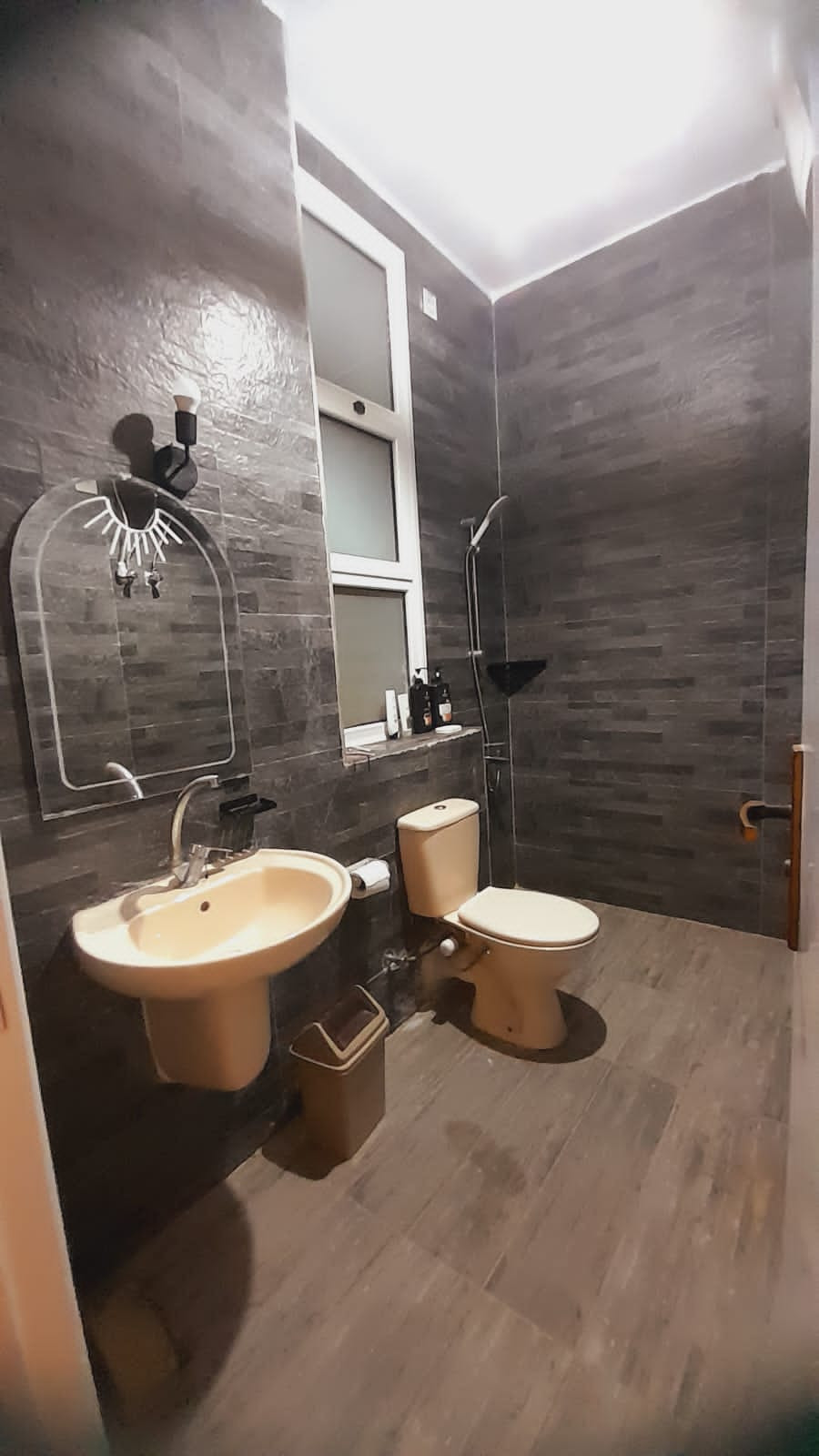 Renzo -   Property 961