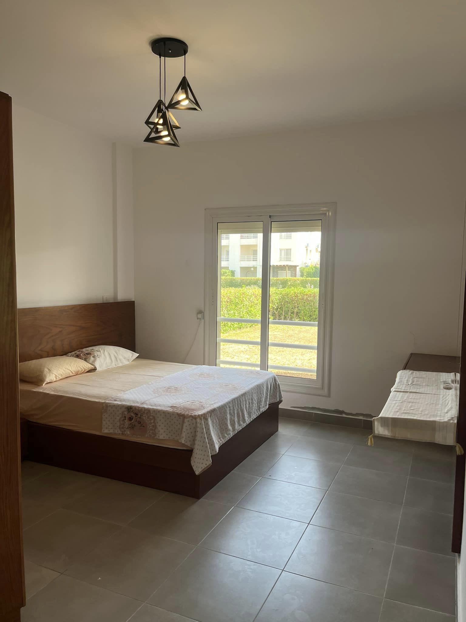 Renzo -   Property 995