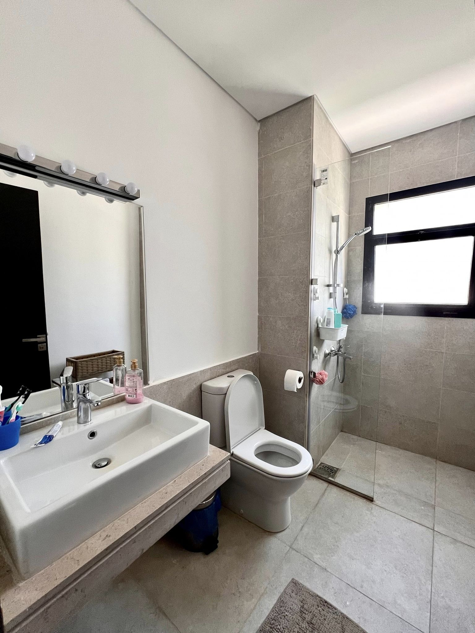  - رنزو Property 998