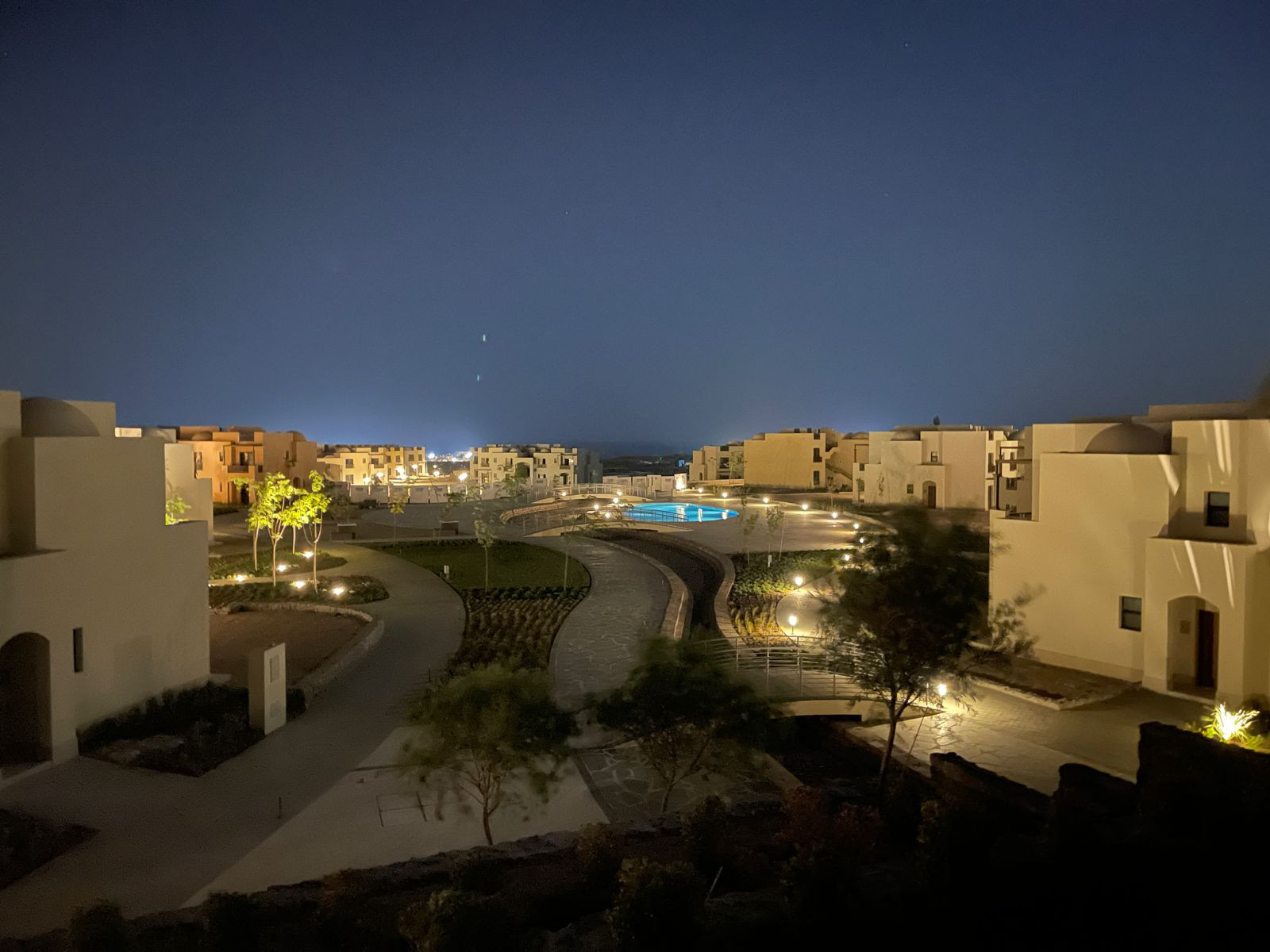 Renzo -   Property 999