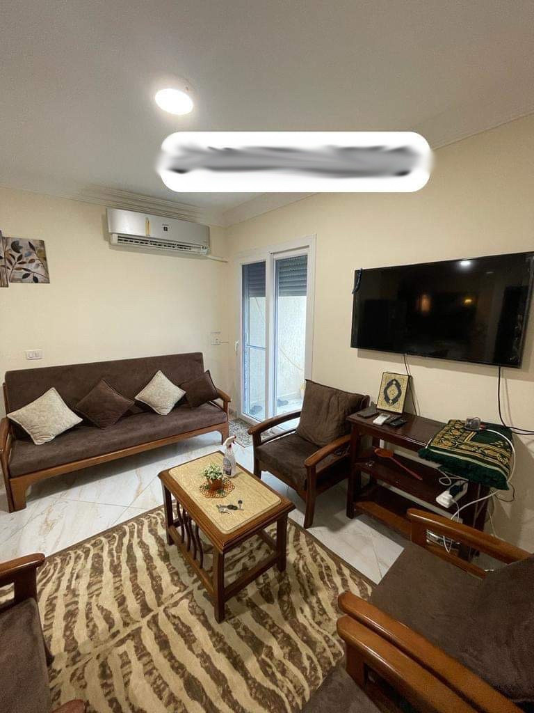 Renzo -   Property 988