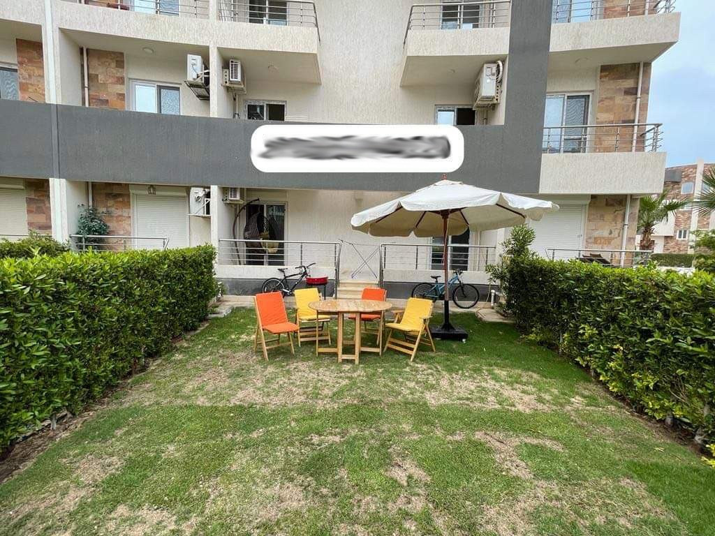 Renzo -   Property 988