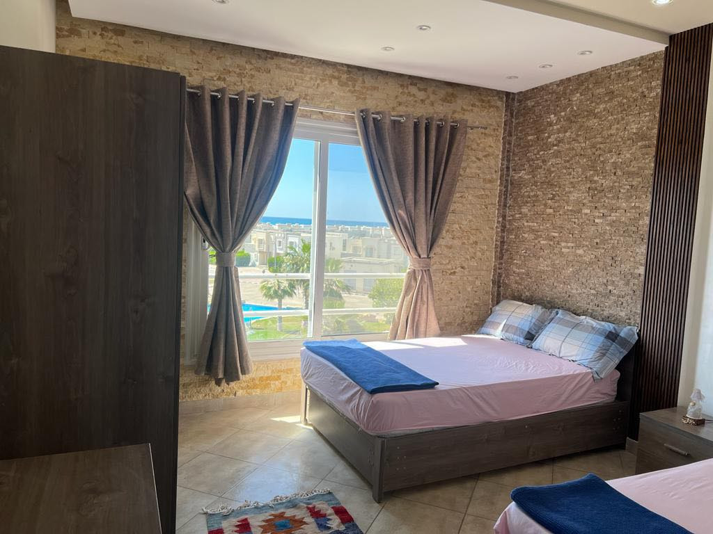 Renzo -   Property 1003