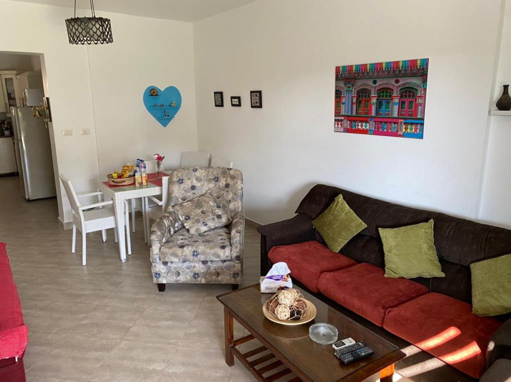 Renzo -   Property 1042