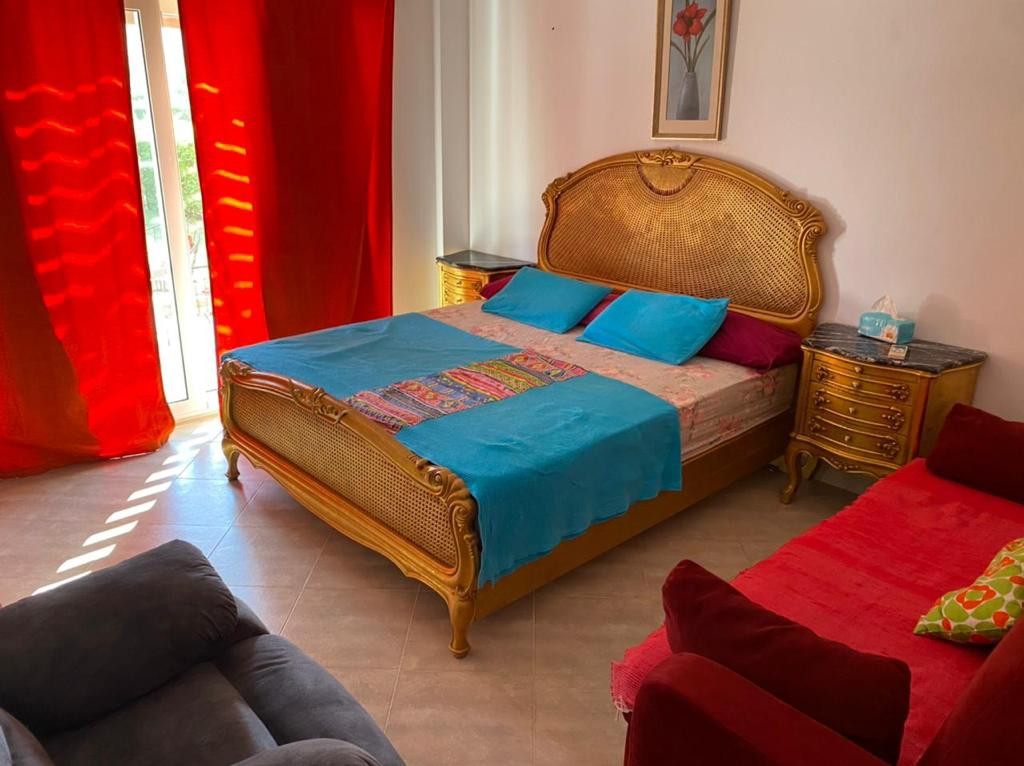 Renzo -   Property 1042