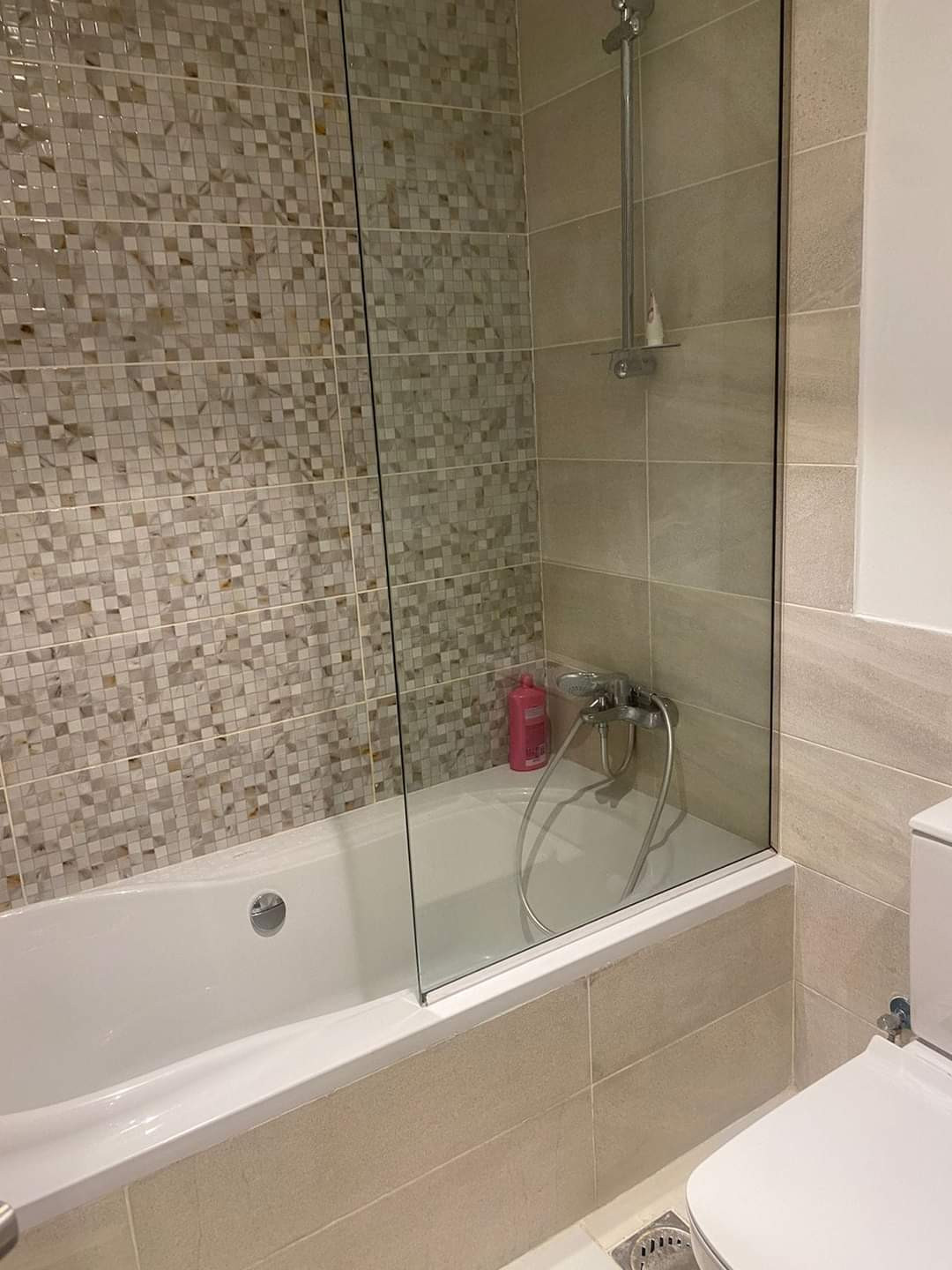 Renzo -   شاليه في مراسي مارينا الدور التالت بحري الفيو البسين  وقريب للبحر