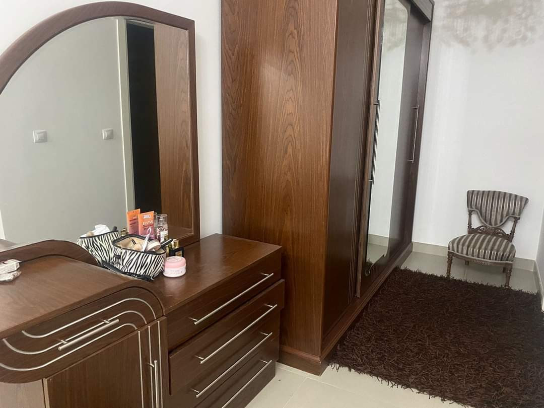 Renzo -   شاليه في مراسي مارينا الدور التالت بحري الفيو البسين  وقريب للبحر