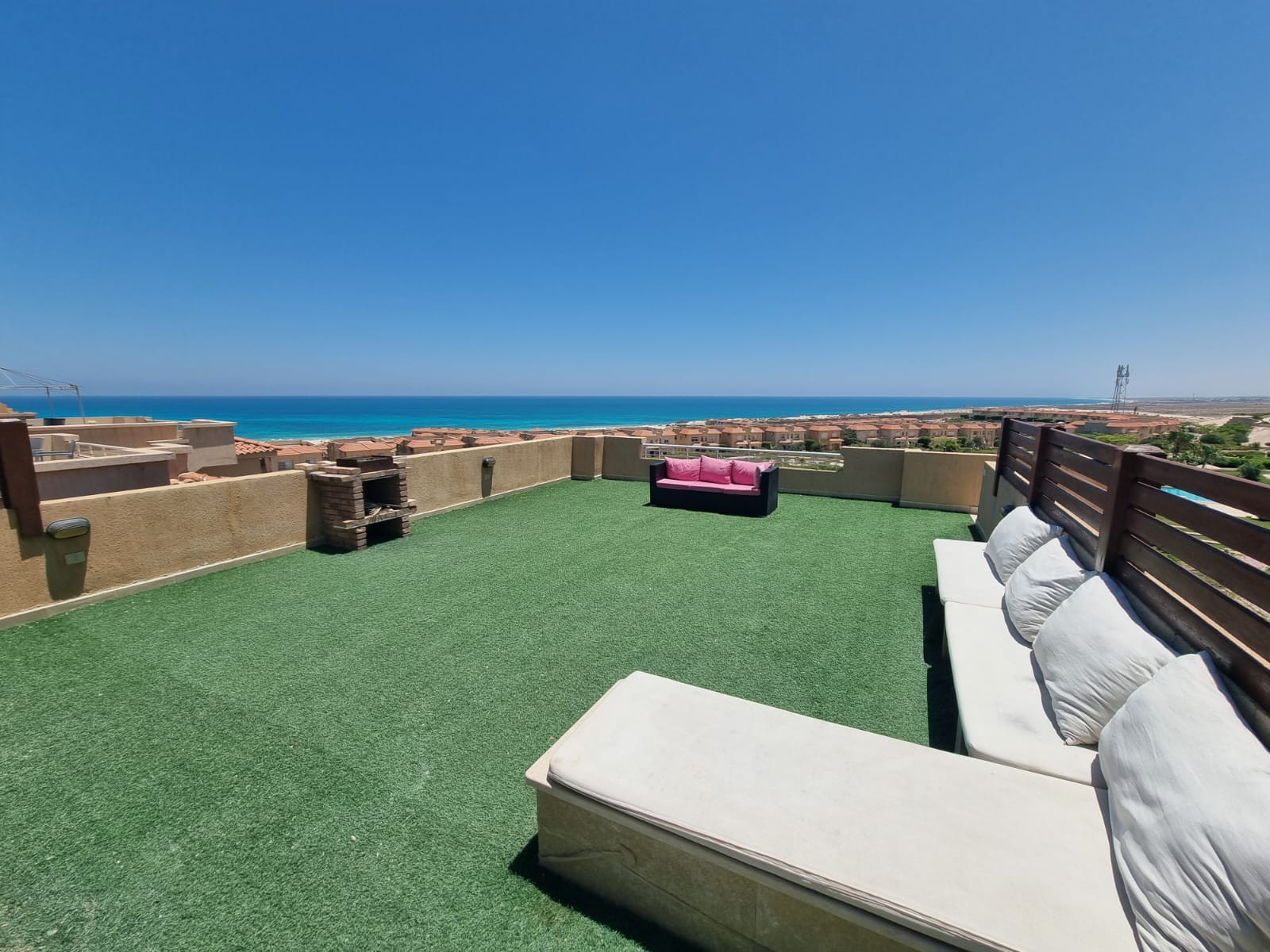 Renzo -   شالية فى تلال الساحل الشمالى