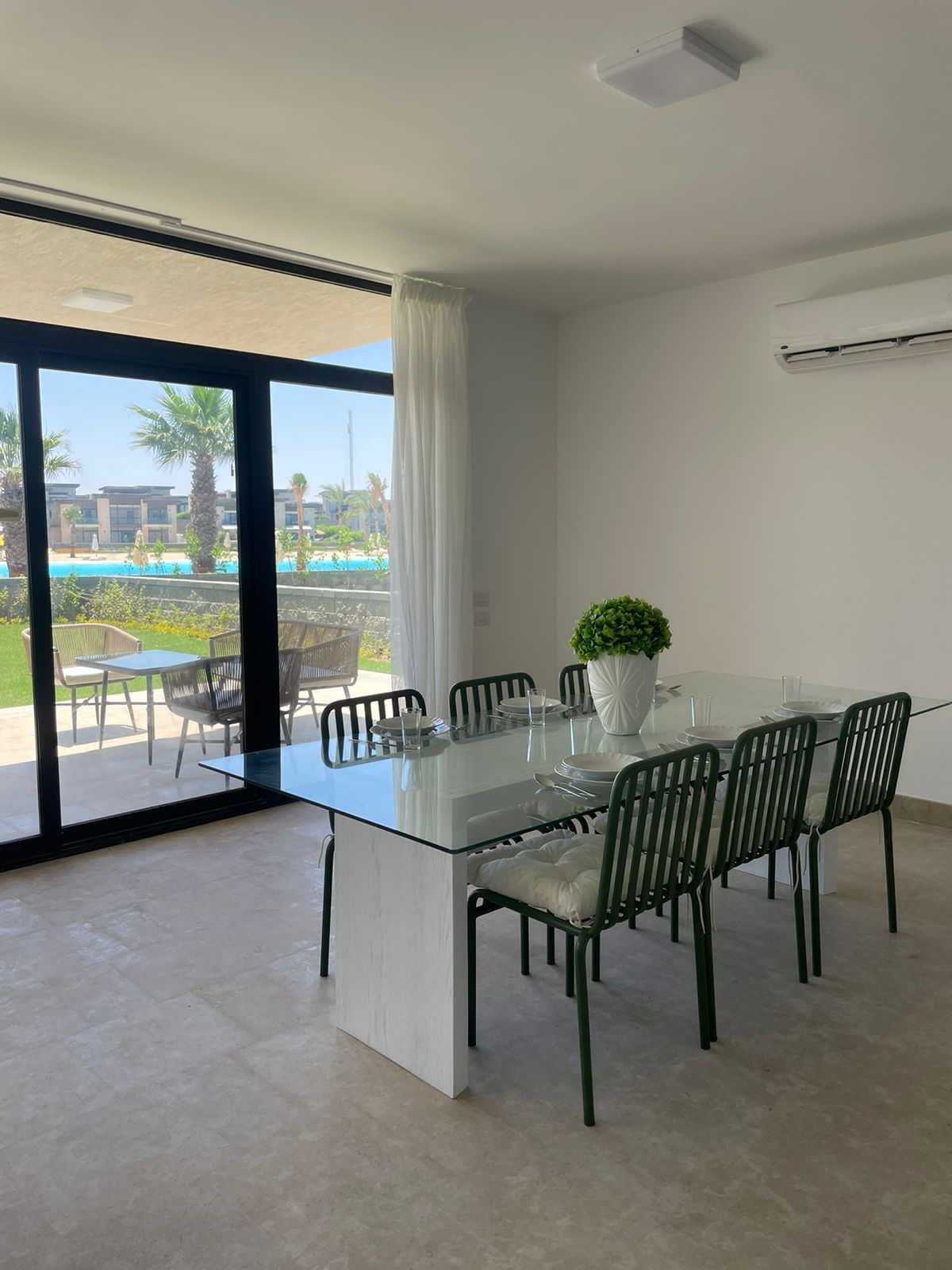 Renzo -   Property 1075