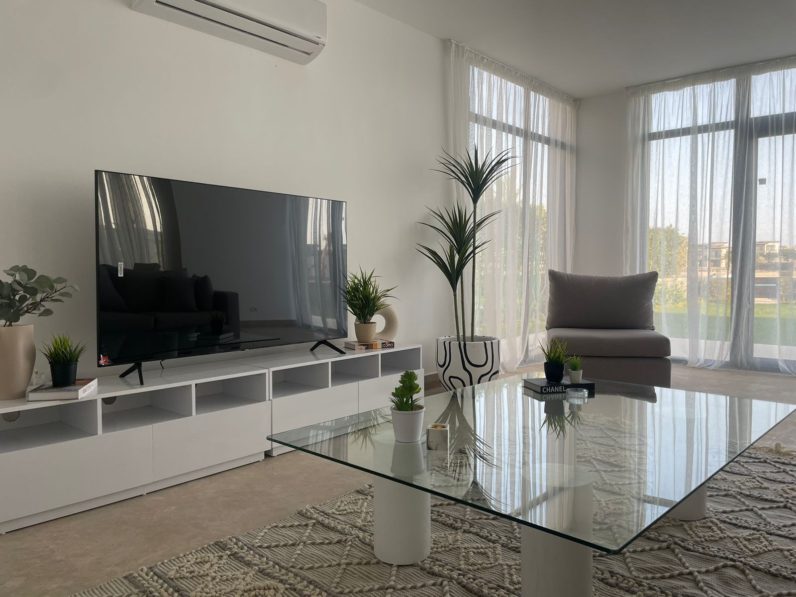 Renzo -   Property 1075