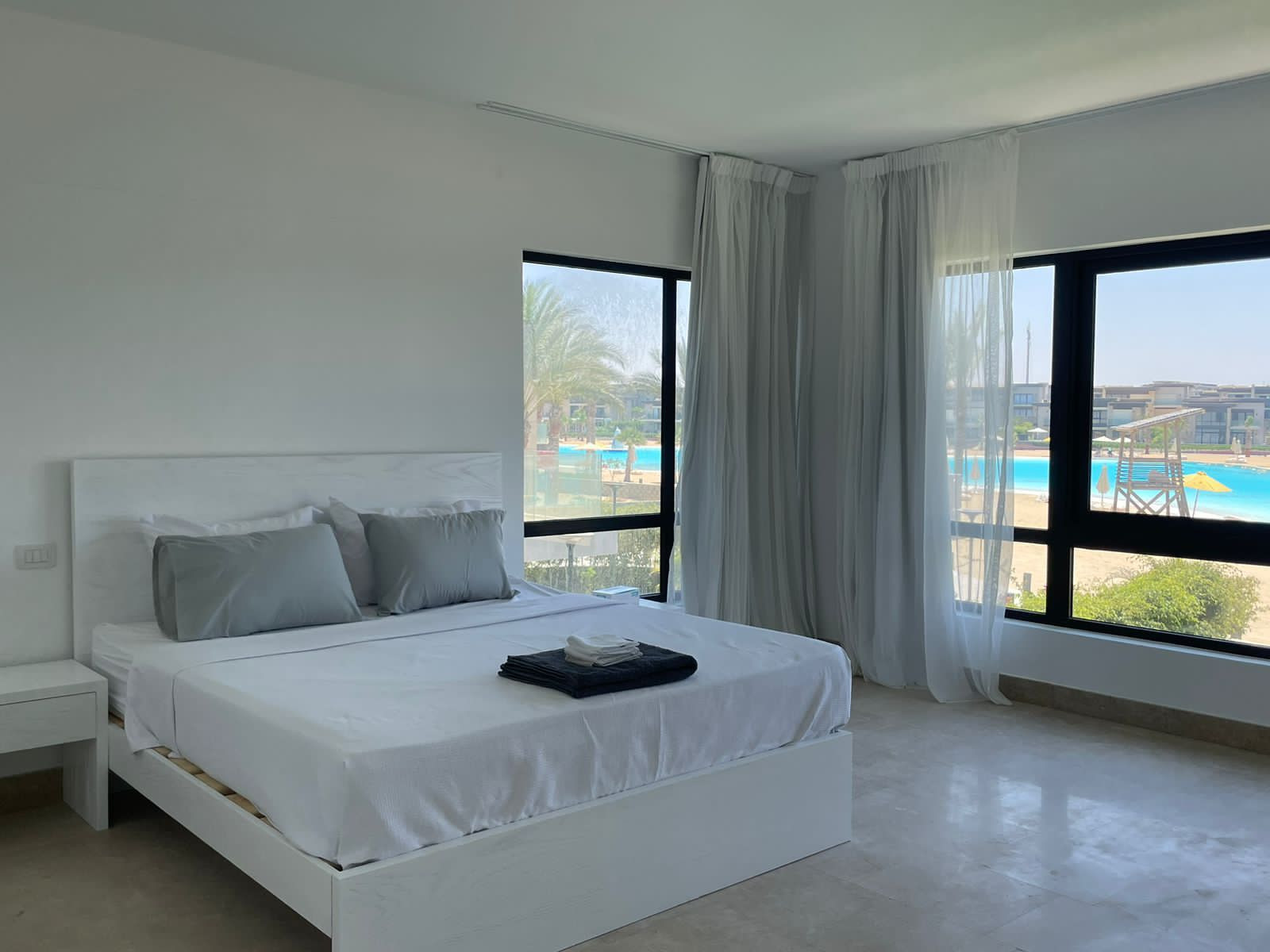 Renzo -   Property 1075