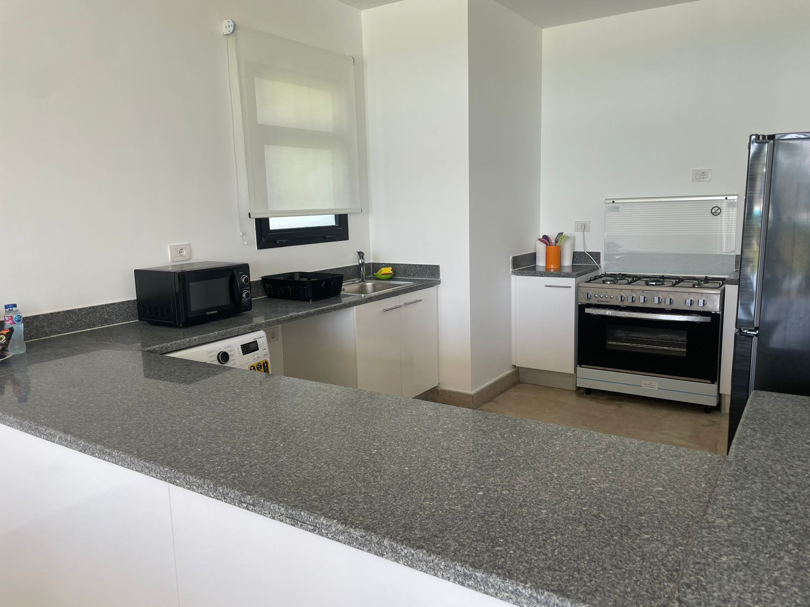 Renzo -   Property 1075