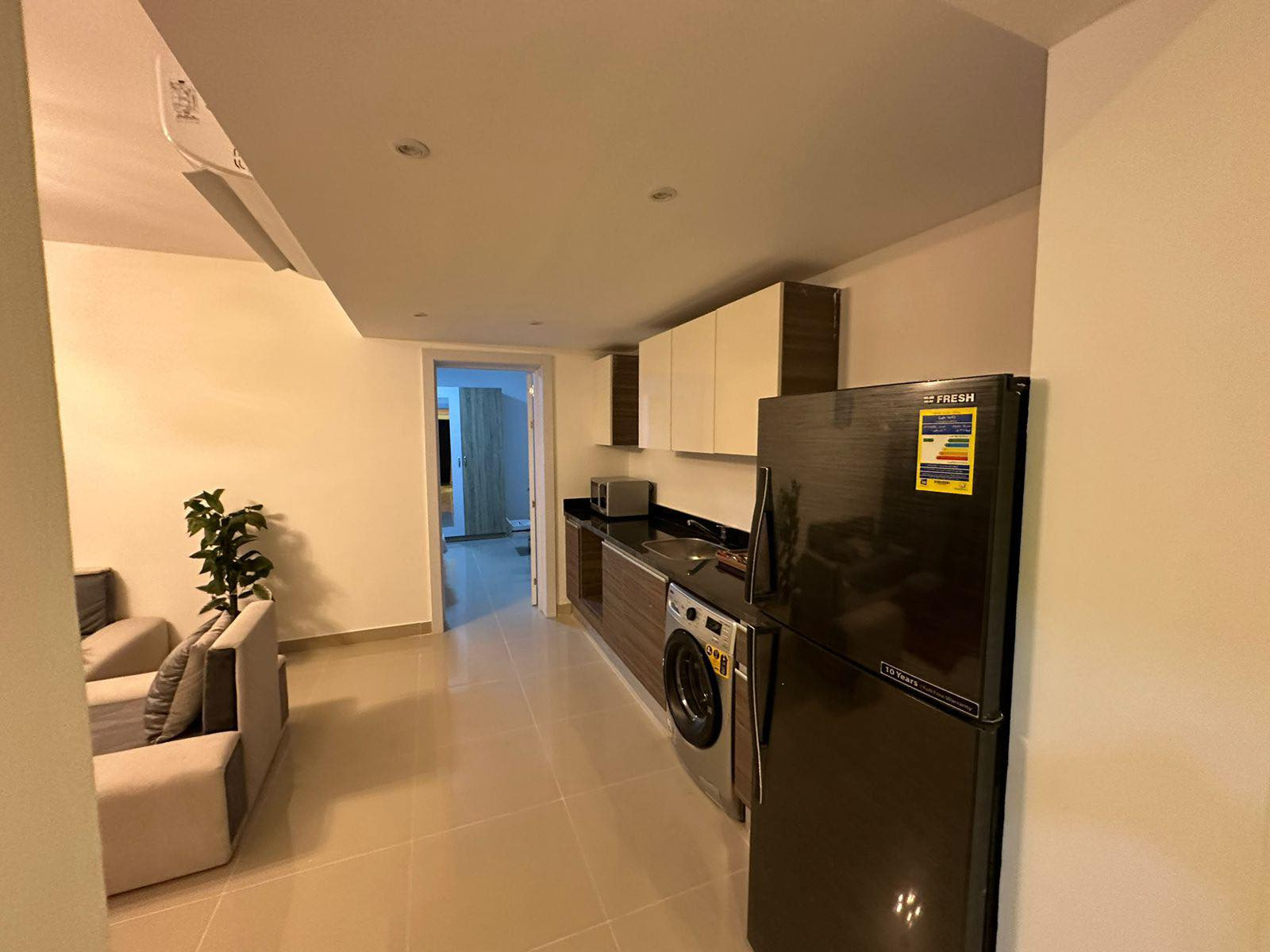 Renzo -   Property 1095