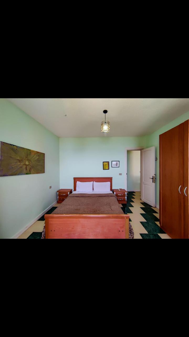 Renzo -   Property 1101