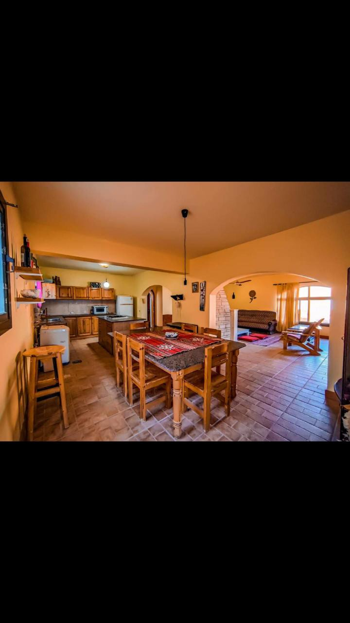 Renzo -   Property 1103