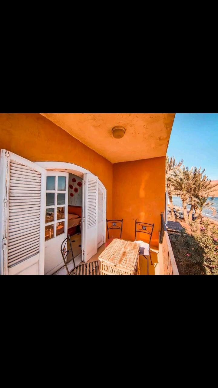 Renzo -   Property 1104