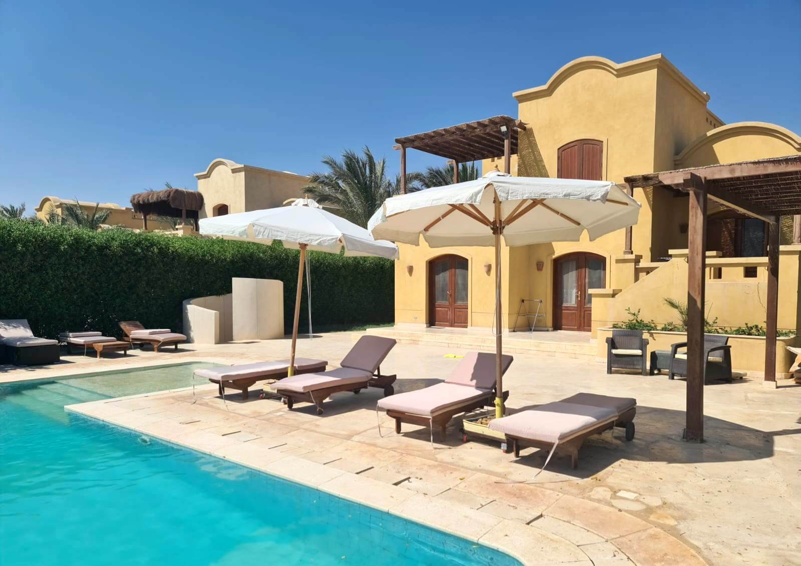 Renzo -   Property 1172