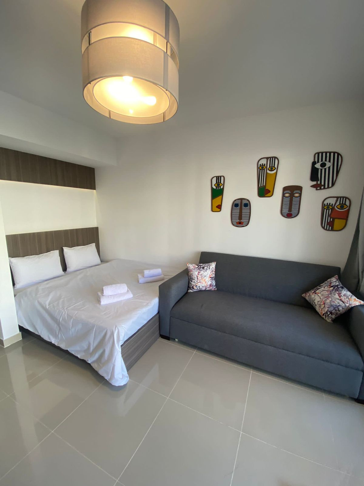 Renzo -   ground floor studio at G cribs for rent