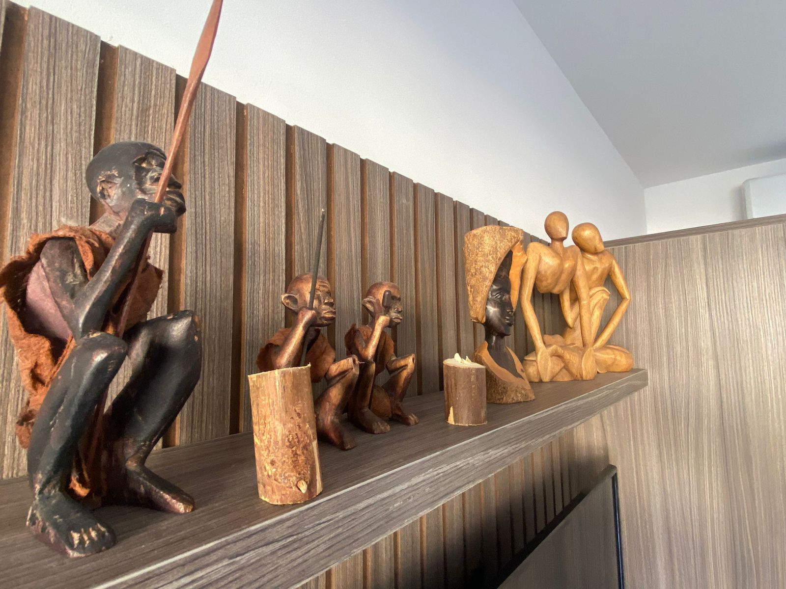 Renzo -   ground floor studio at G cribs for rent