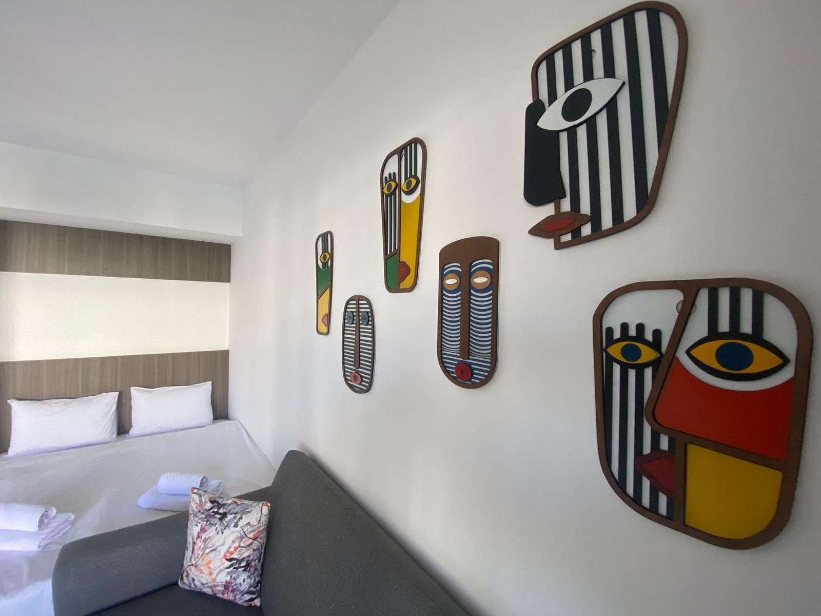 Renzo -   ground floor studio at G cribs for rent