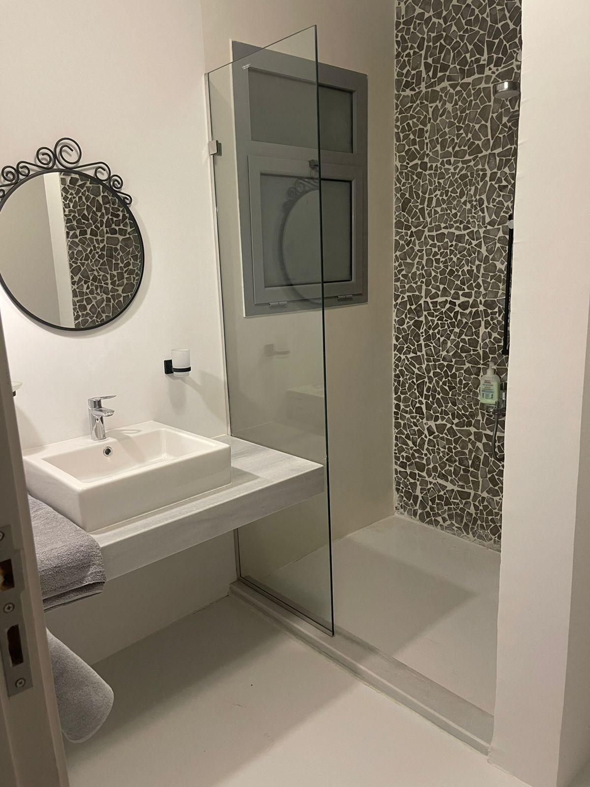 Renzo -   Property 1182